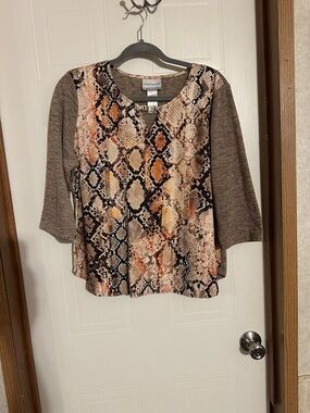 Alfred Dunner Multi-Tone Snake Print Front Top with Taupe Sleeves